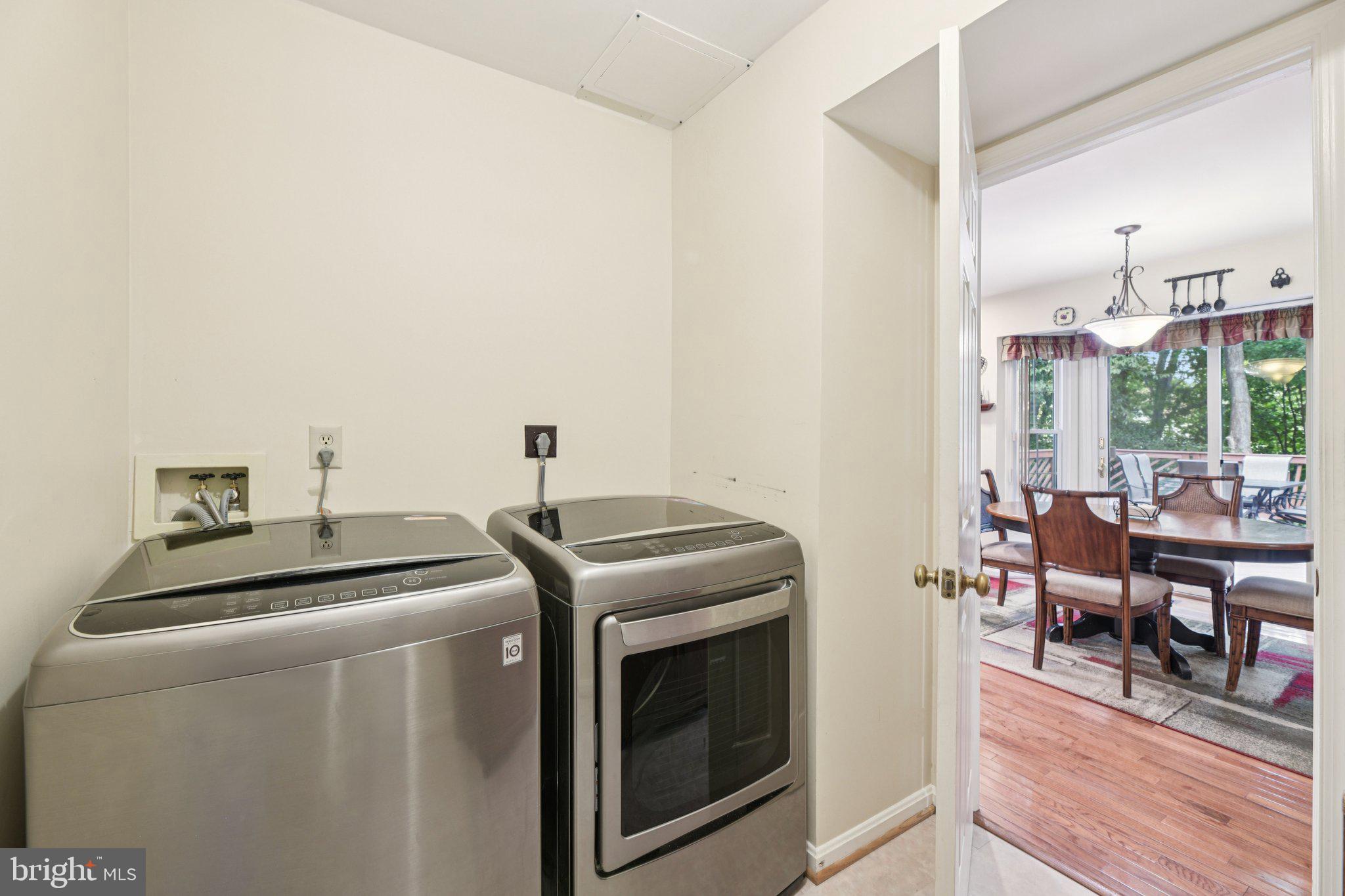 1805 ALBERT COURT