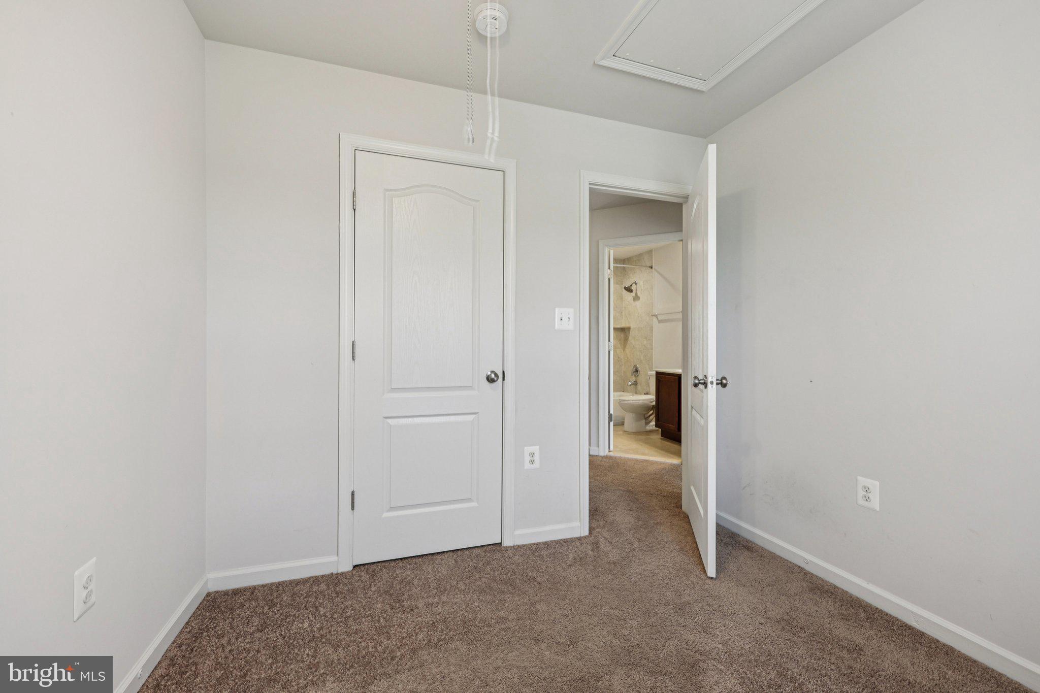 1613 WESBOURNE DRIVE
