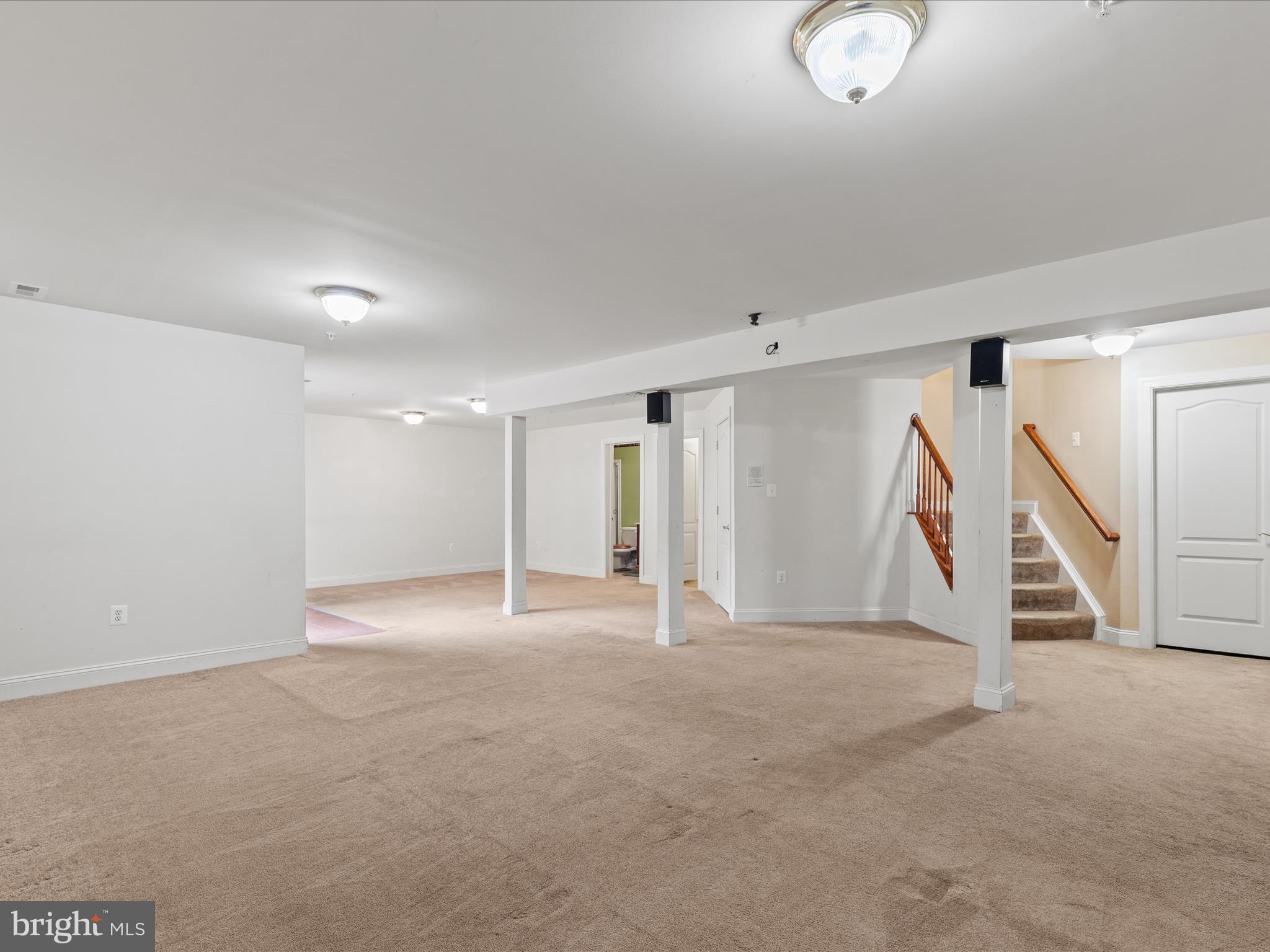 1212 GRANADA STREET