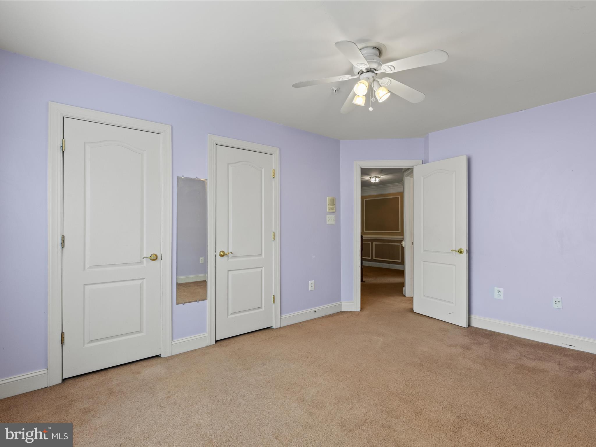 1212 GRANADA STREET