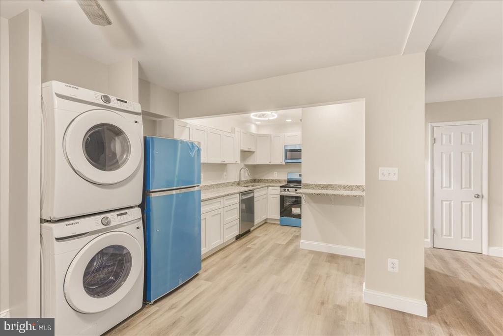 2312 EWING AVENUE Unit: 2