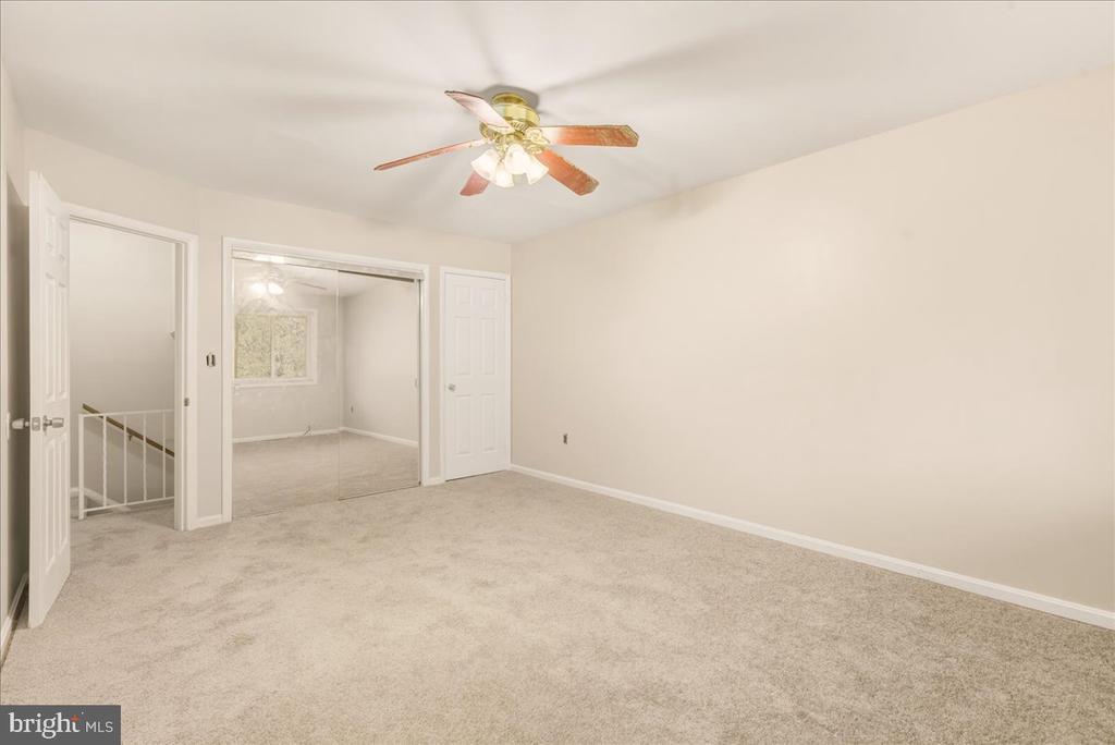 2312 EWING AVENUE Unit: 2