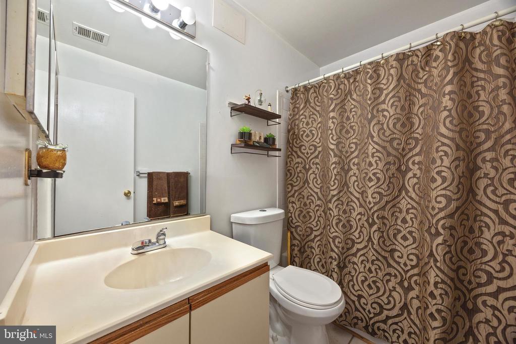 14106 WILLIAM STREET 19-B