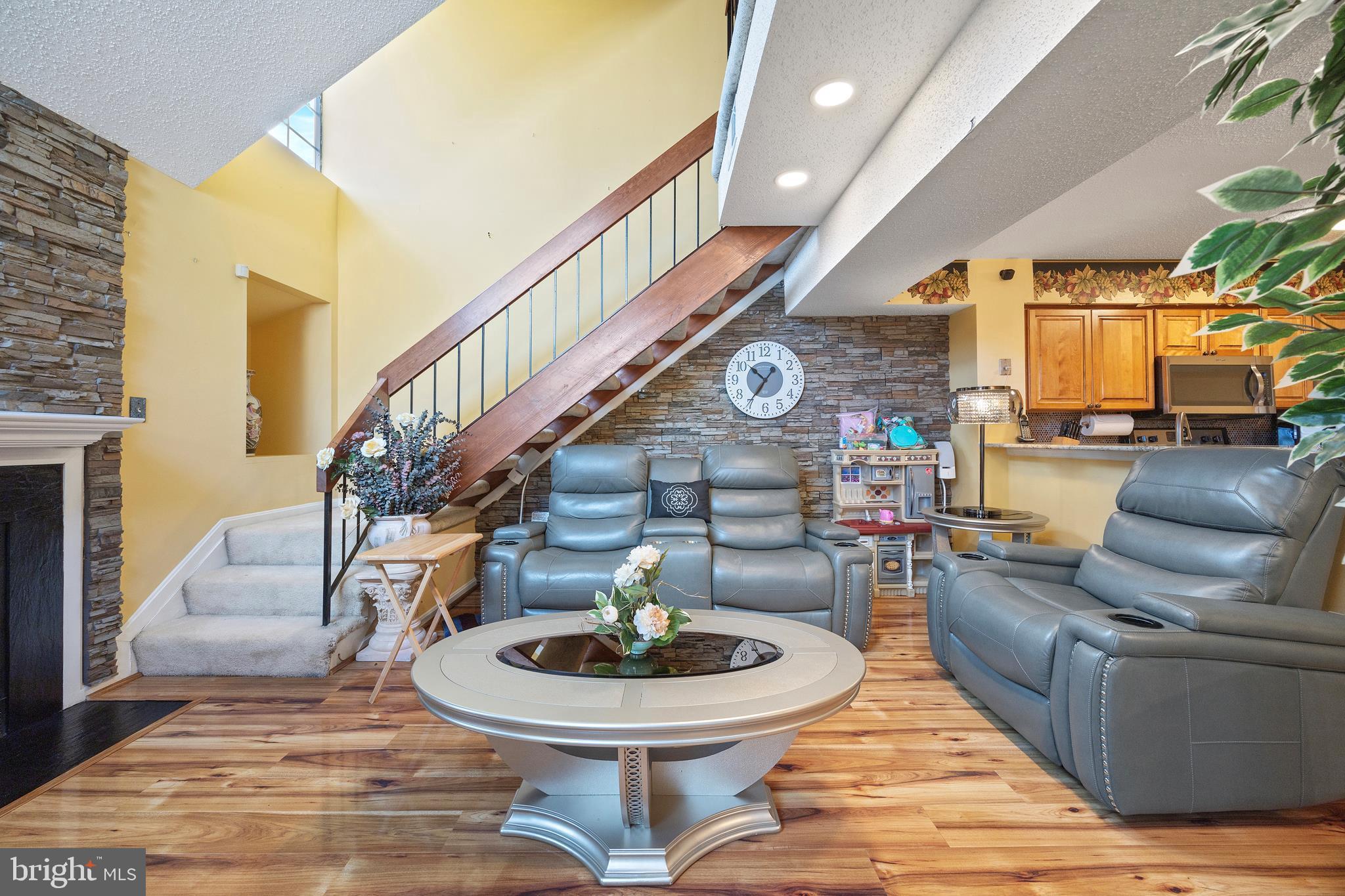 14106 WILLIAM STREET 19-B