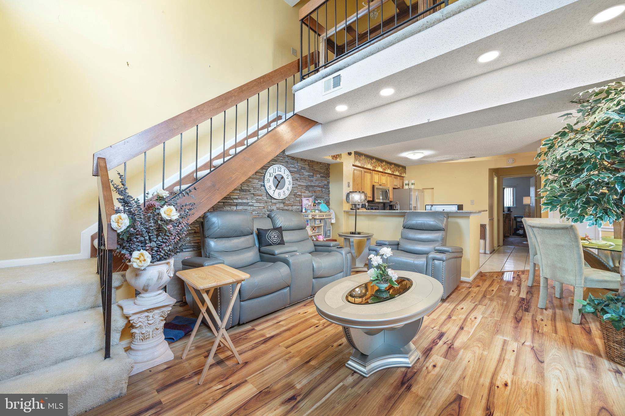 14106 WILLIAM STREET 19-B