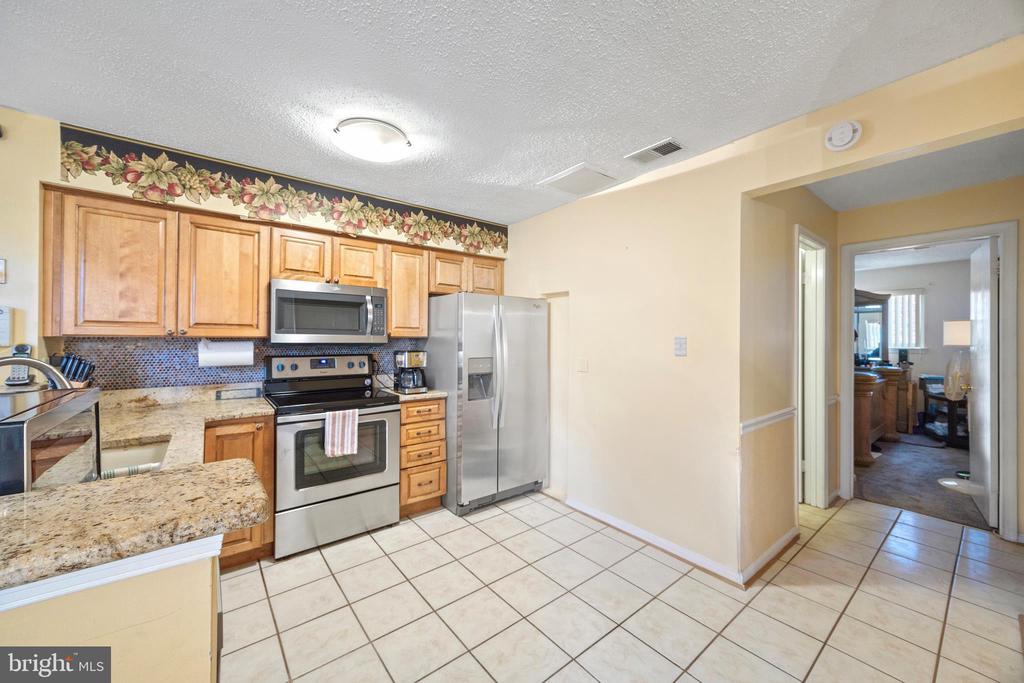 14106 WILLIAM STREET 19-B