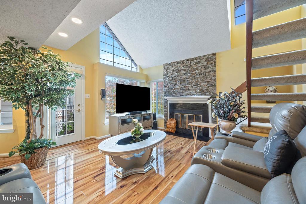 14106 WILLIAM STREET 19-B