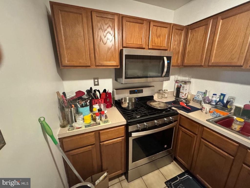 3807 SWANN ROAD Unit: T1