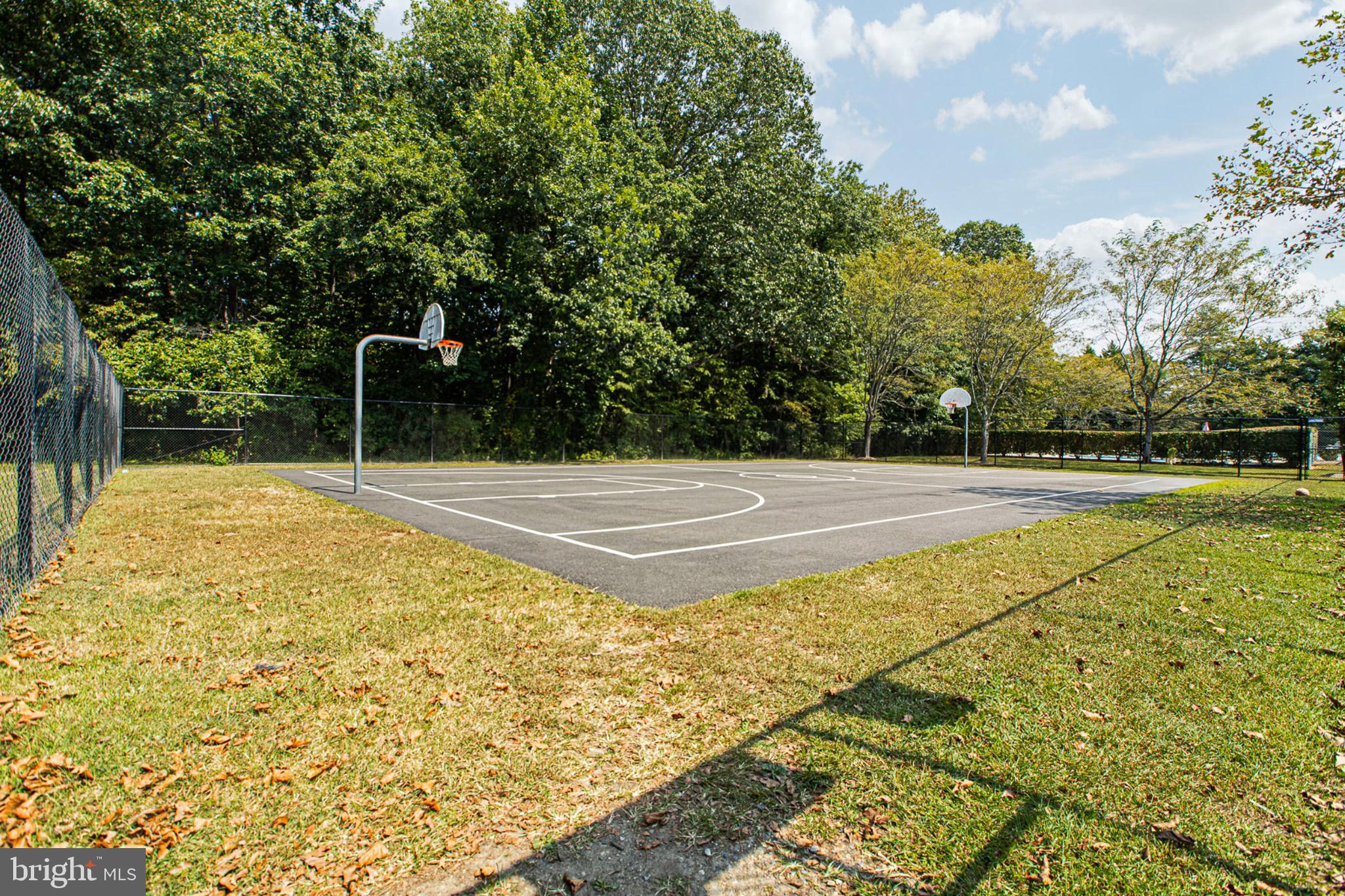 4423 BECKENHAM PLACE