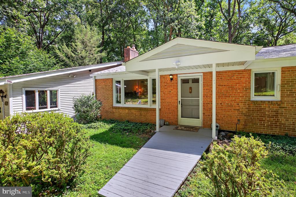 2720 HIDDEN VALLEY ROAD