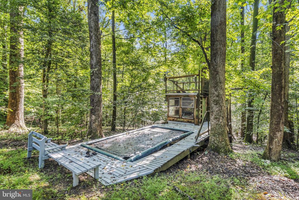 2720 HIDDEN VALLEY ROAD