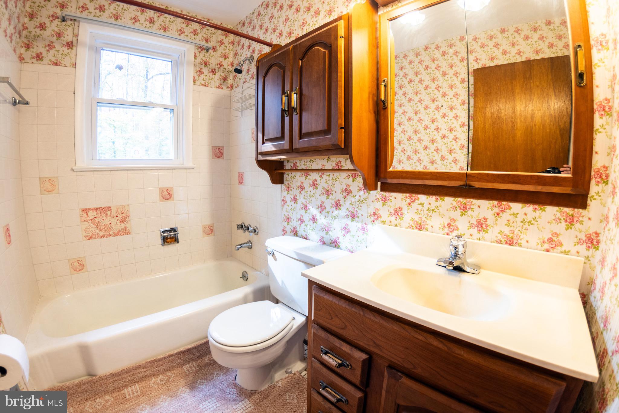 2720 HIDDEN VALLEY ROAD