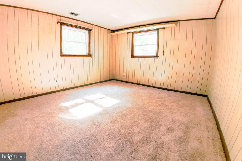 2720 HIDDEN VALLEY ROAD