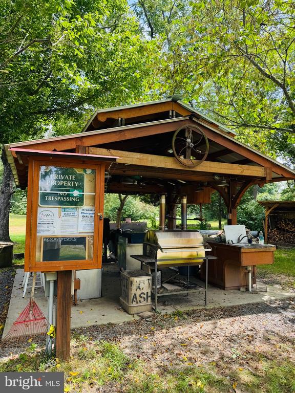2720 HIDDEN VALLEY ROAD