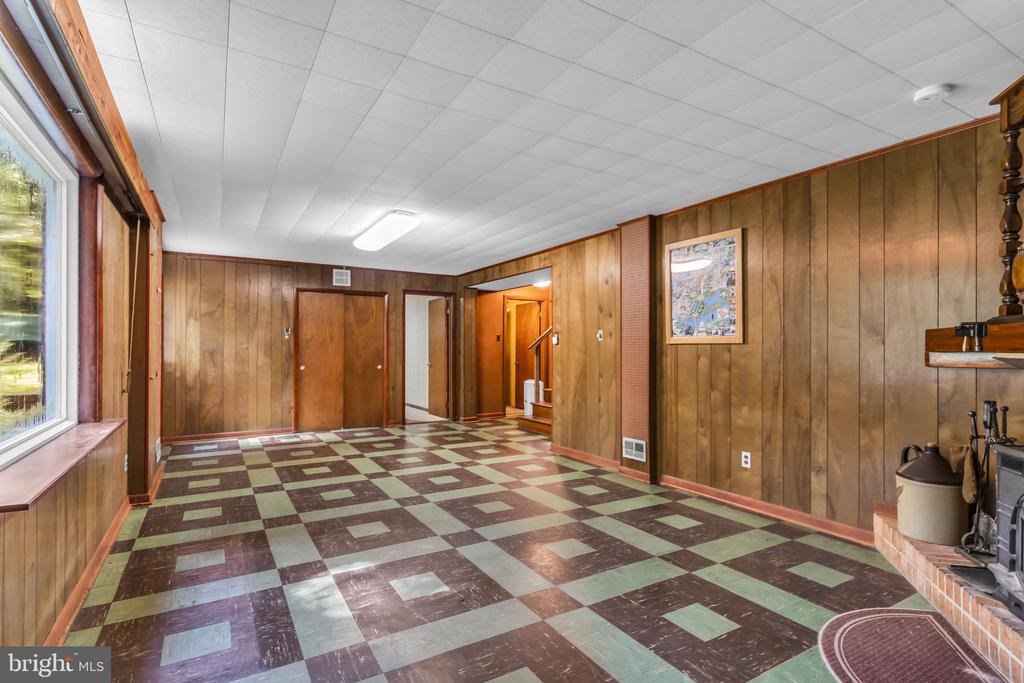 2720 HIDDEN VALLEY ROAD