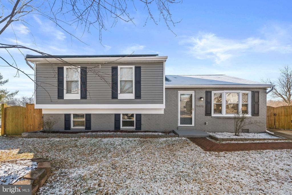 5408 NORLINDA CIRCLE