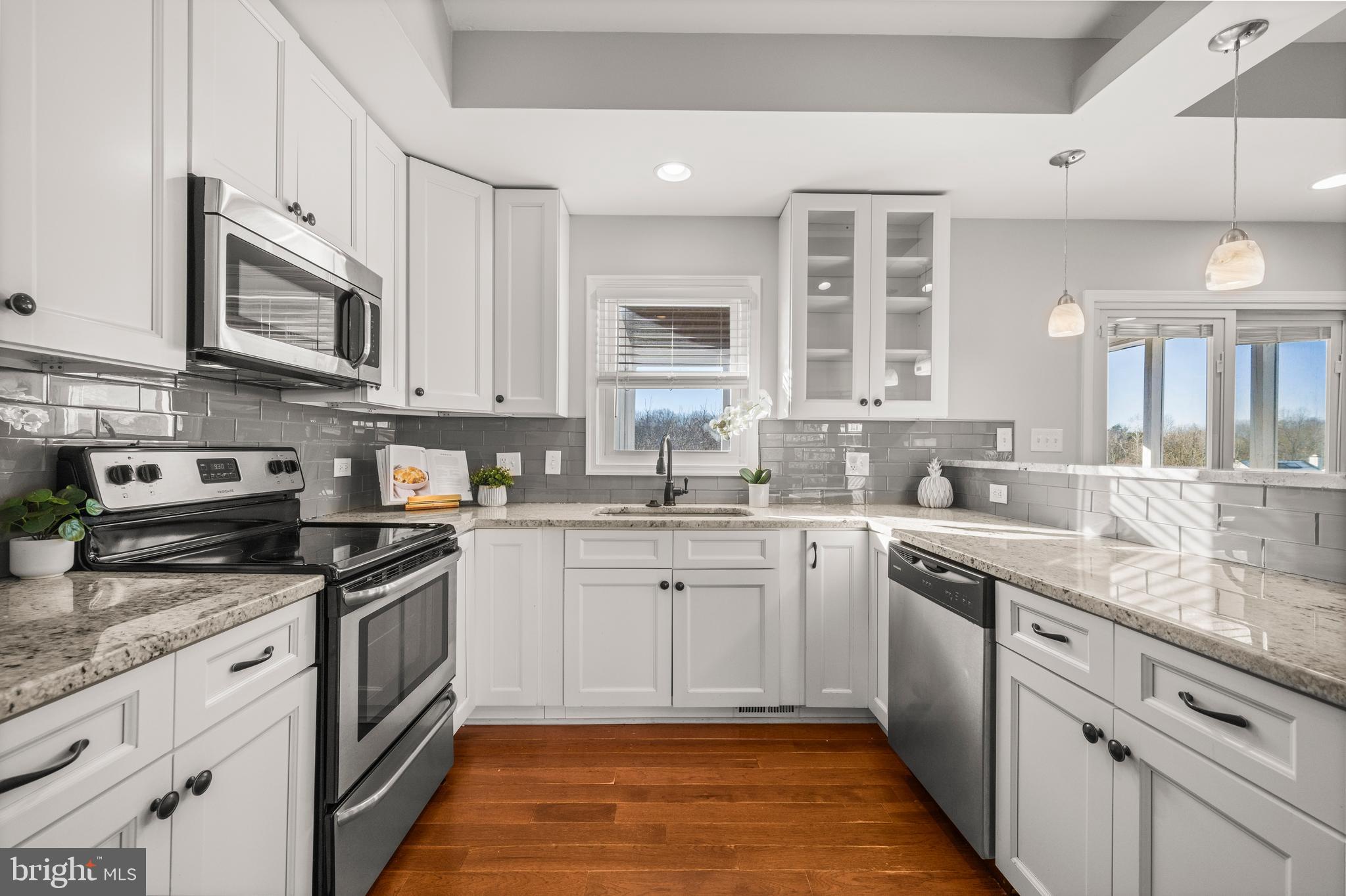 5408 NORLINDA CIRCLE