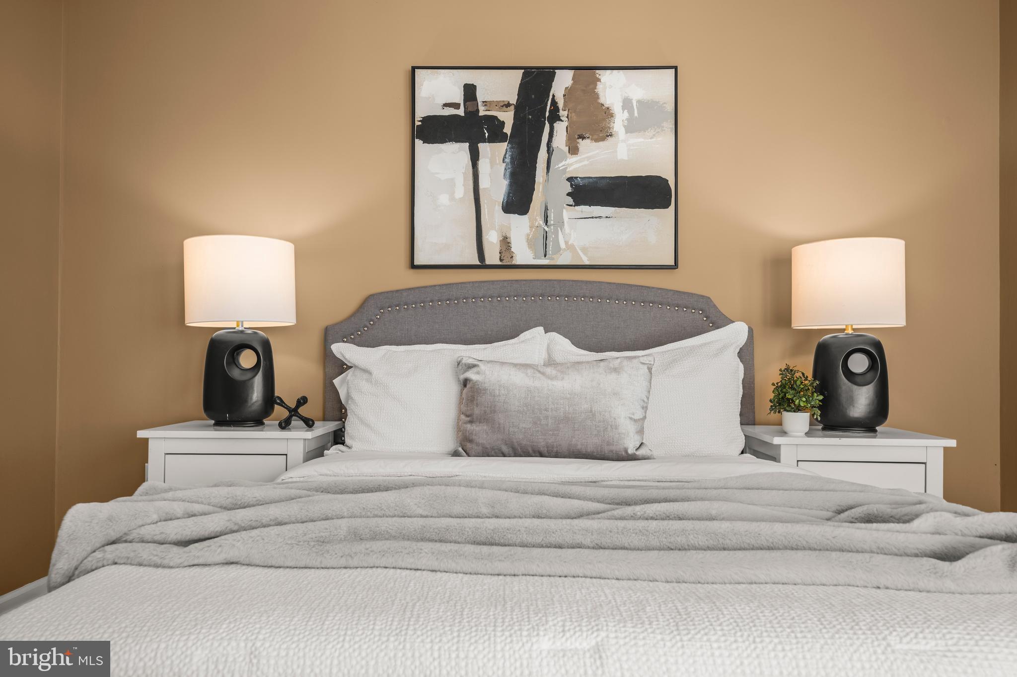 5408 NORLINDA CIRCLE