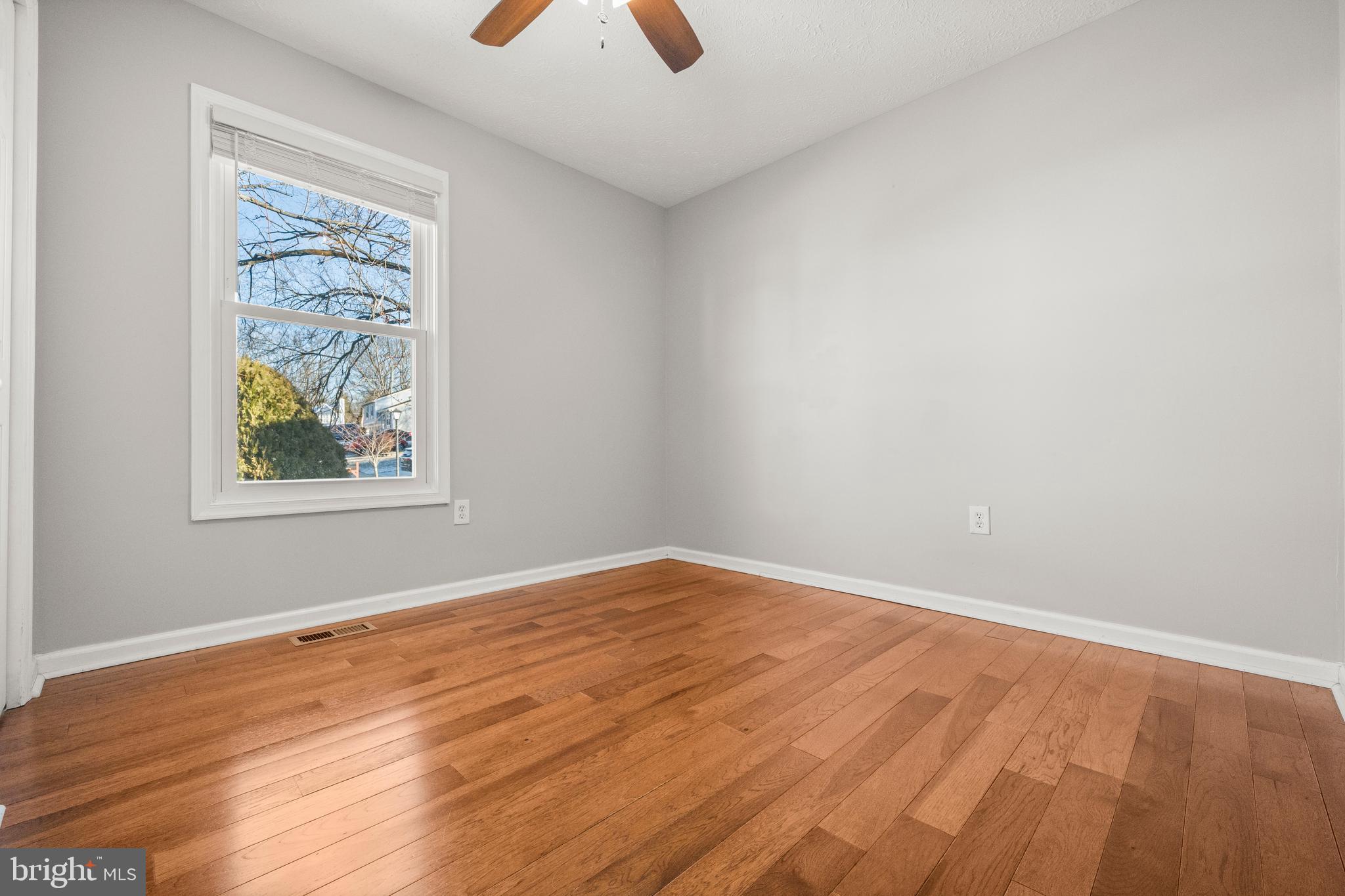 5408 NORLINDA CIRCLE