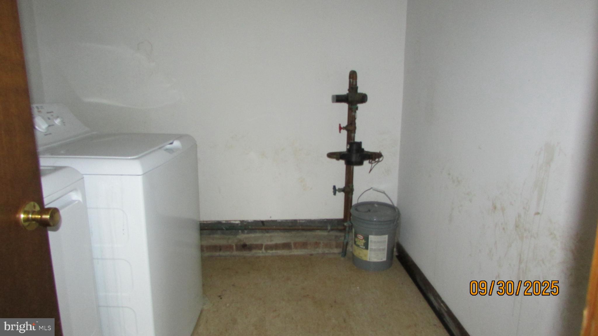 4416 VAN BUREN STREET