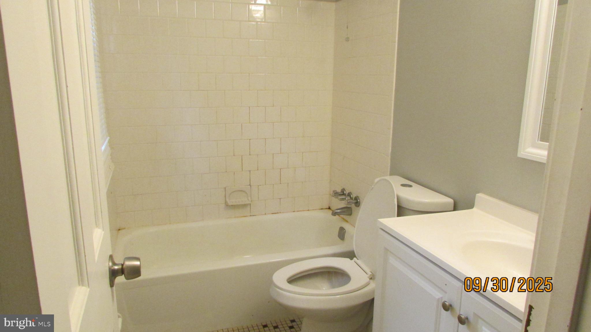 4416 VAN BUREN STREET