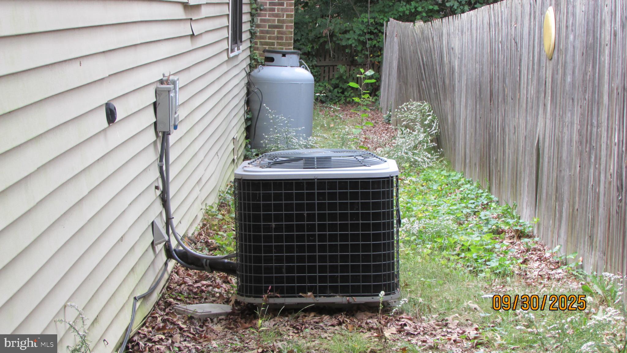 4416 VAN BUREN STREET