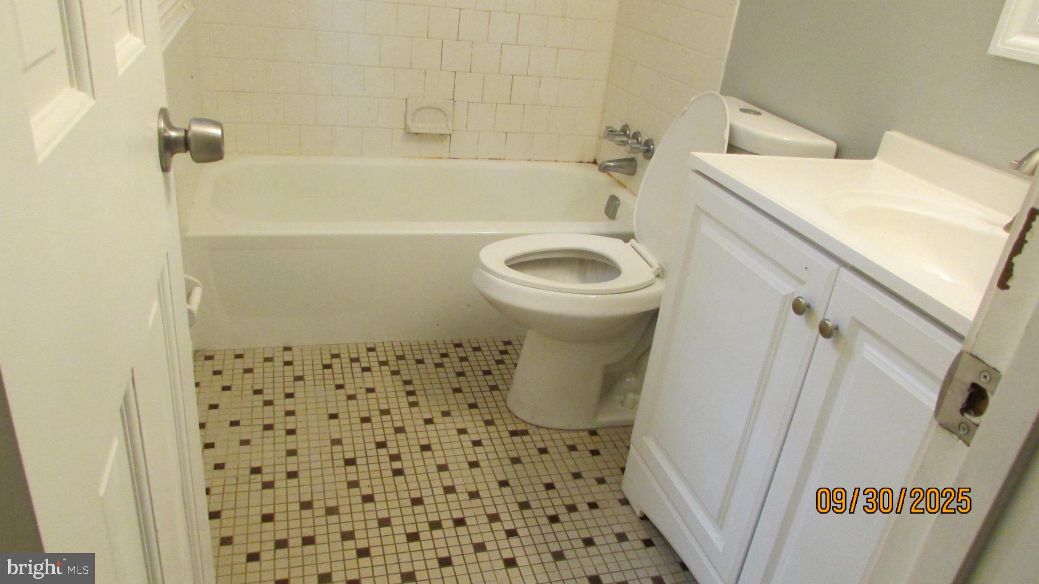 4416 VAN BUREN STREET