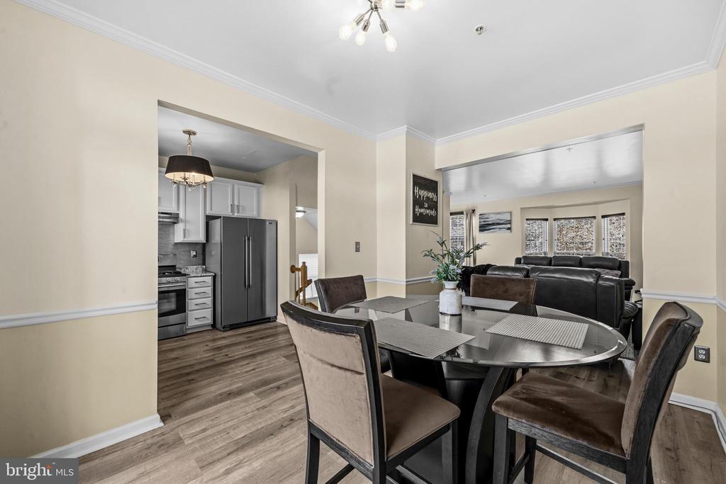 1701 CRIMSON PLACE