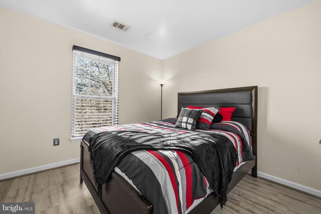 1701 CRIMSON PLACE
