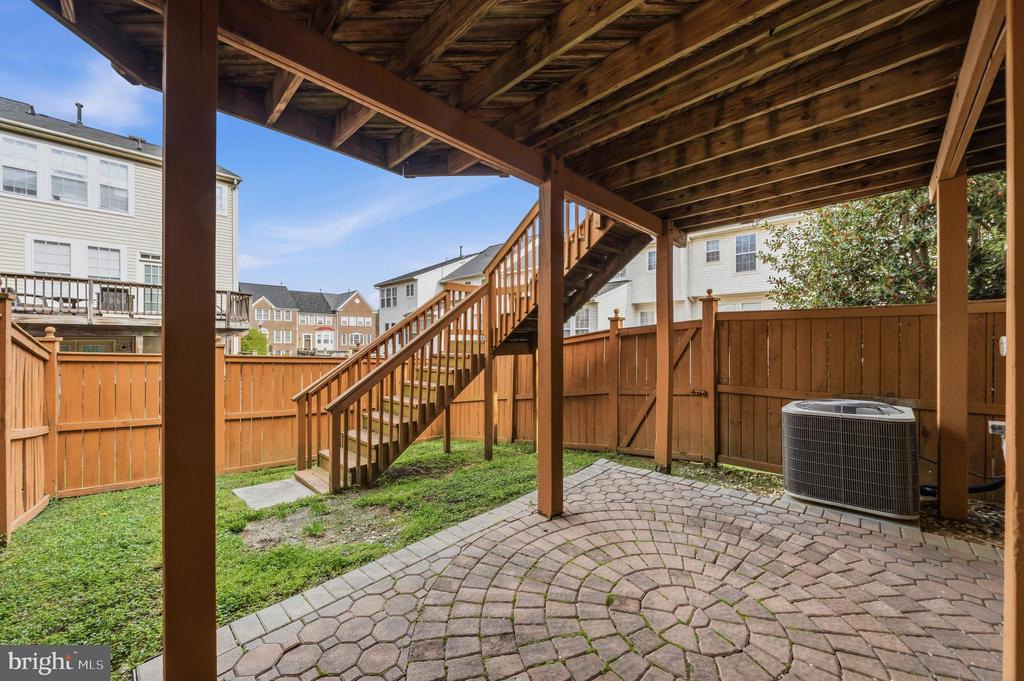 1701 CRIMSON PLACE