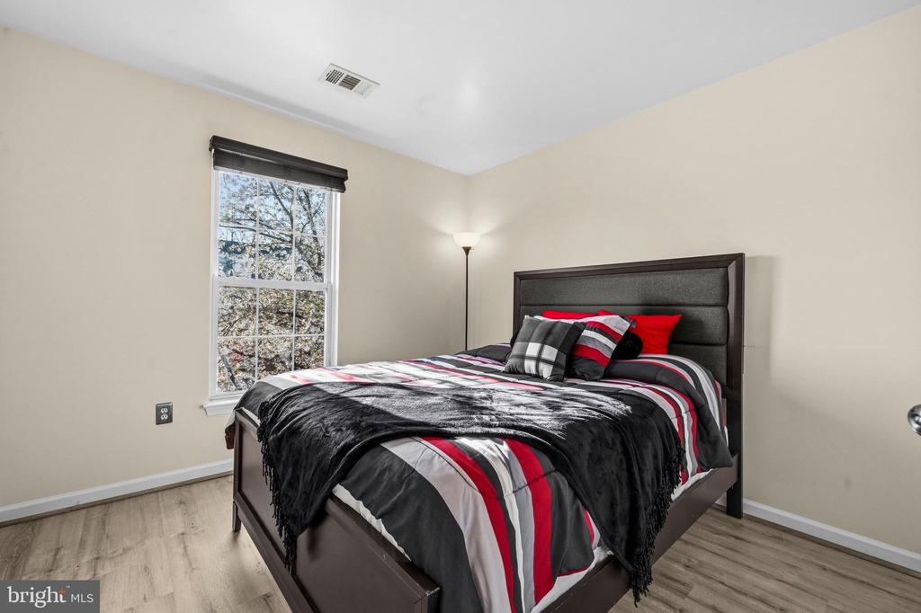 1701 CRIMSON PLACE