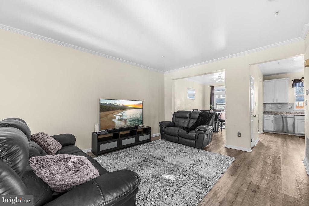 1701 CRIMSON PLACE