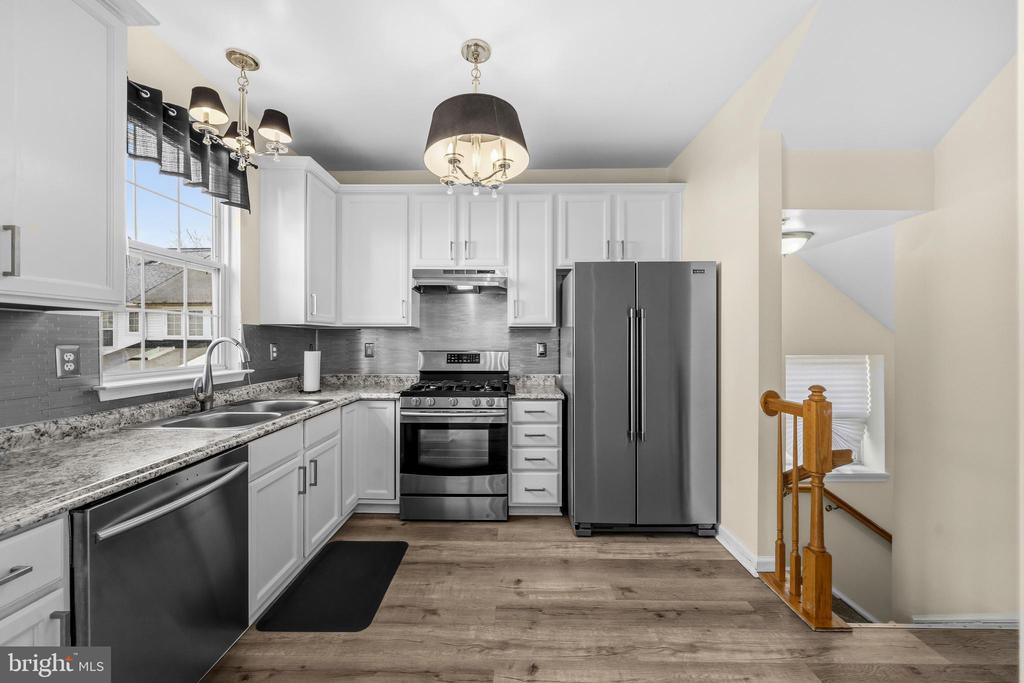 1701 CRIMSON PLACE
