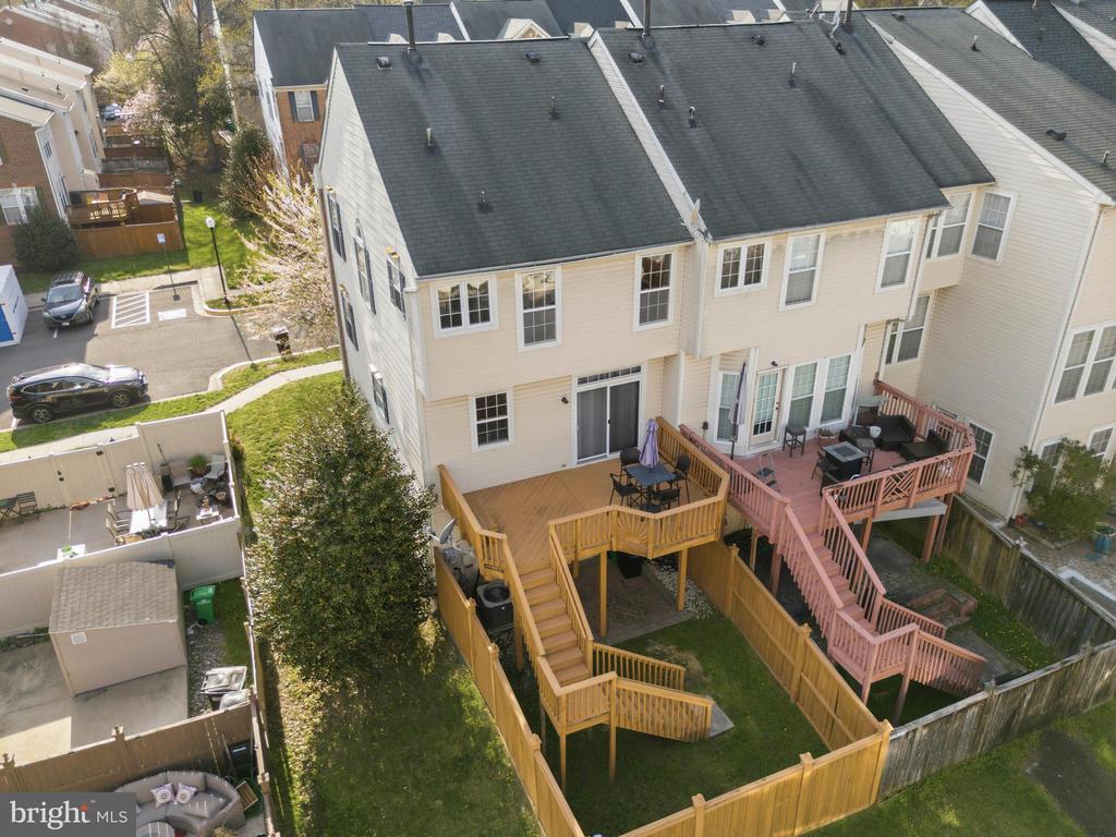 1701 CRIMSON PLACE
