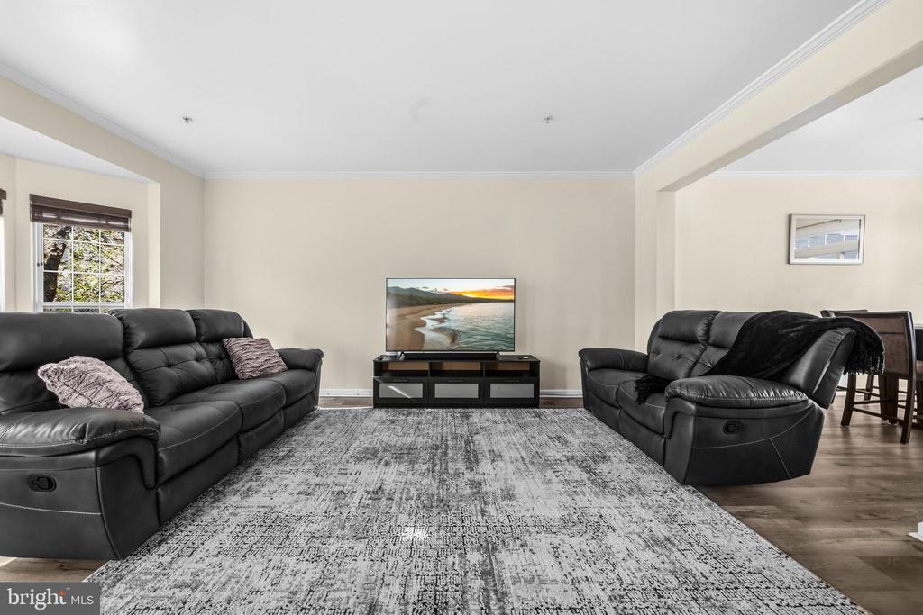 1701 CRIMSON PLACE