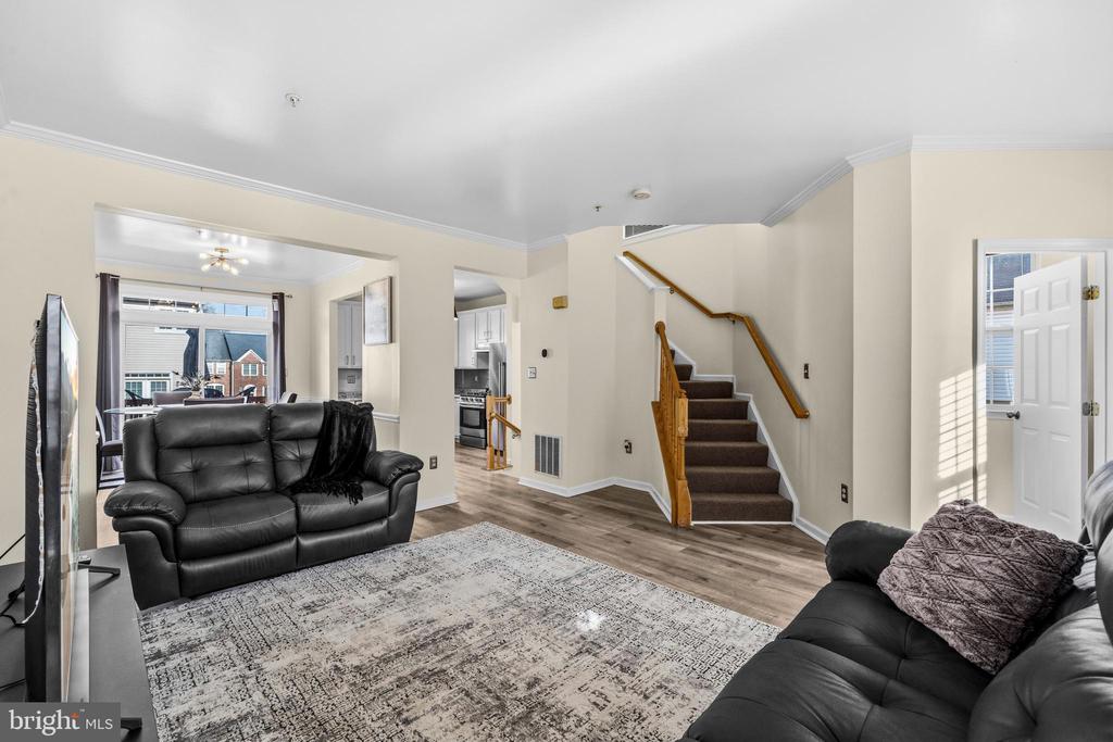 1701 CRIMSON PLACE