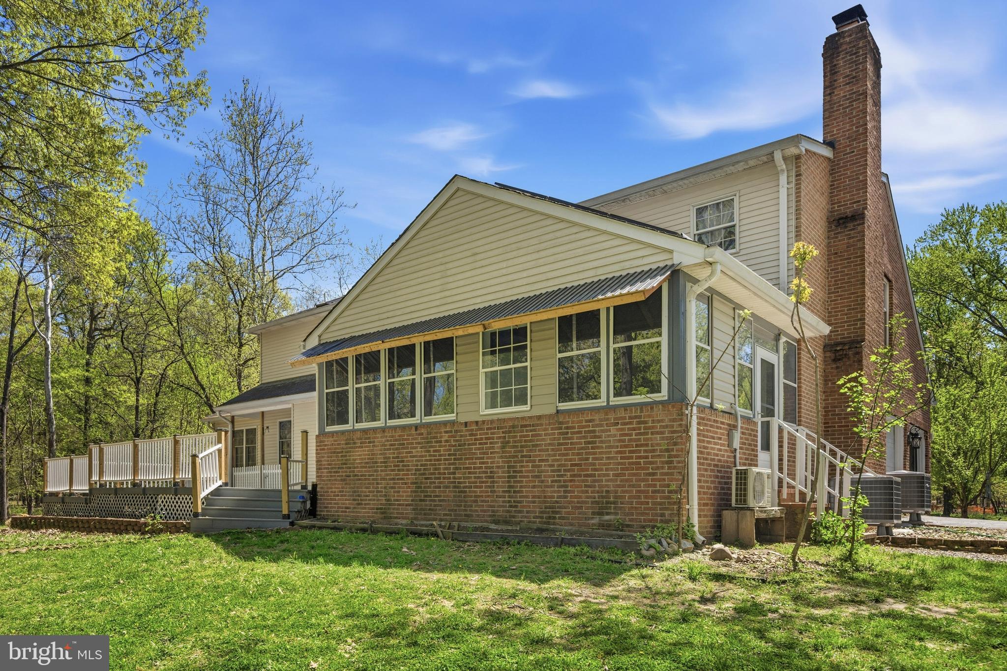 1801 SPRINGVALE COURT
