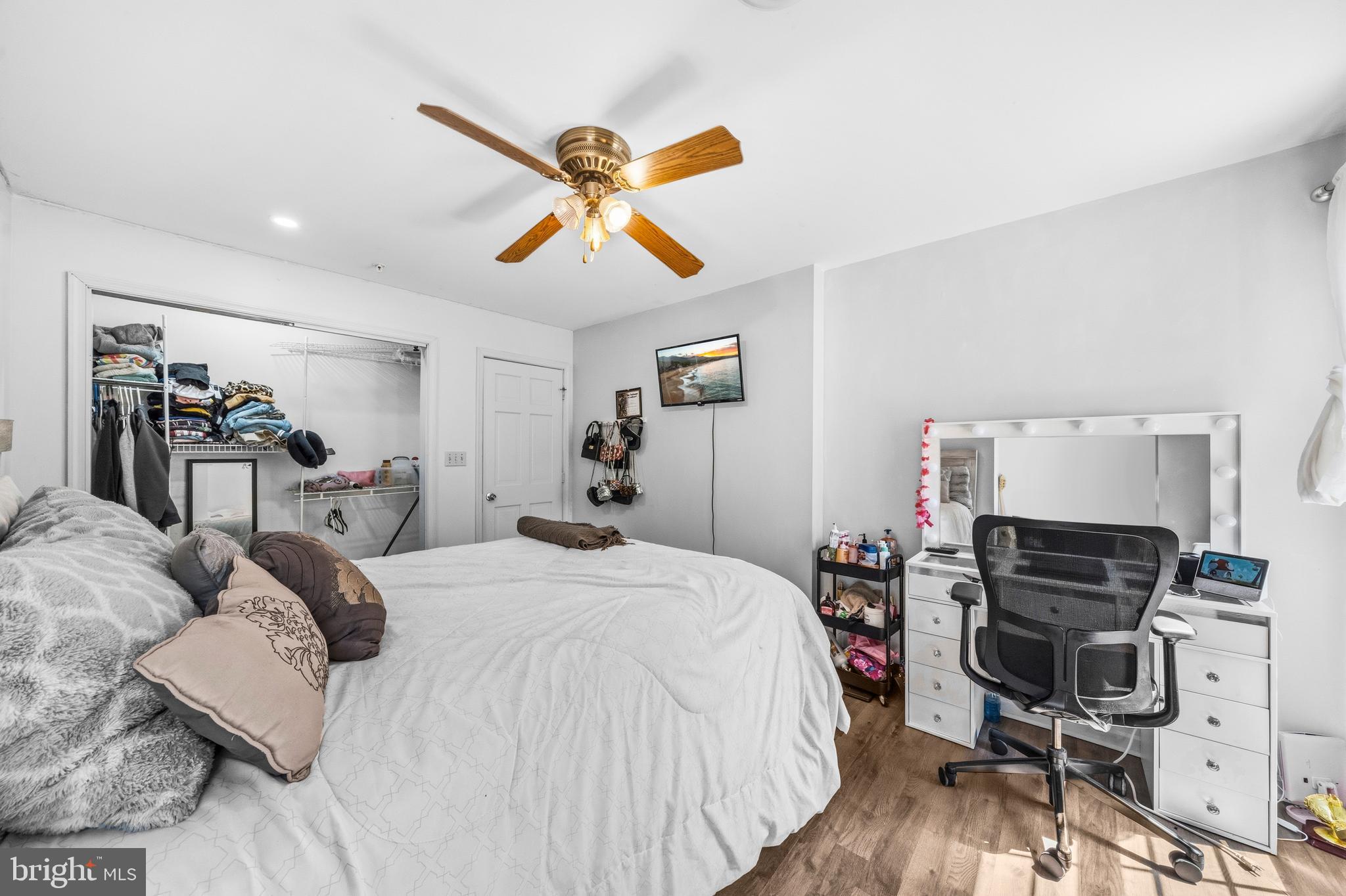 1801 SPRINGVALE COURT