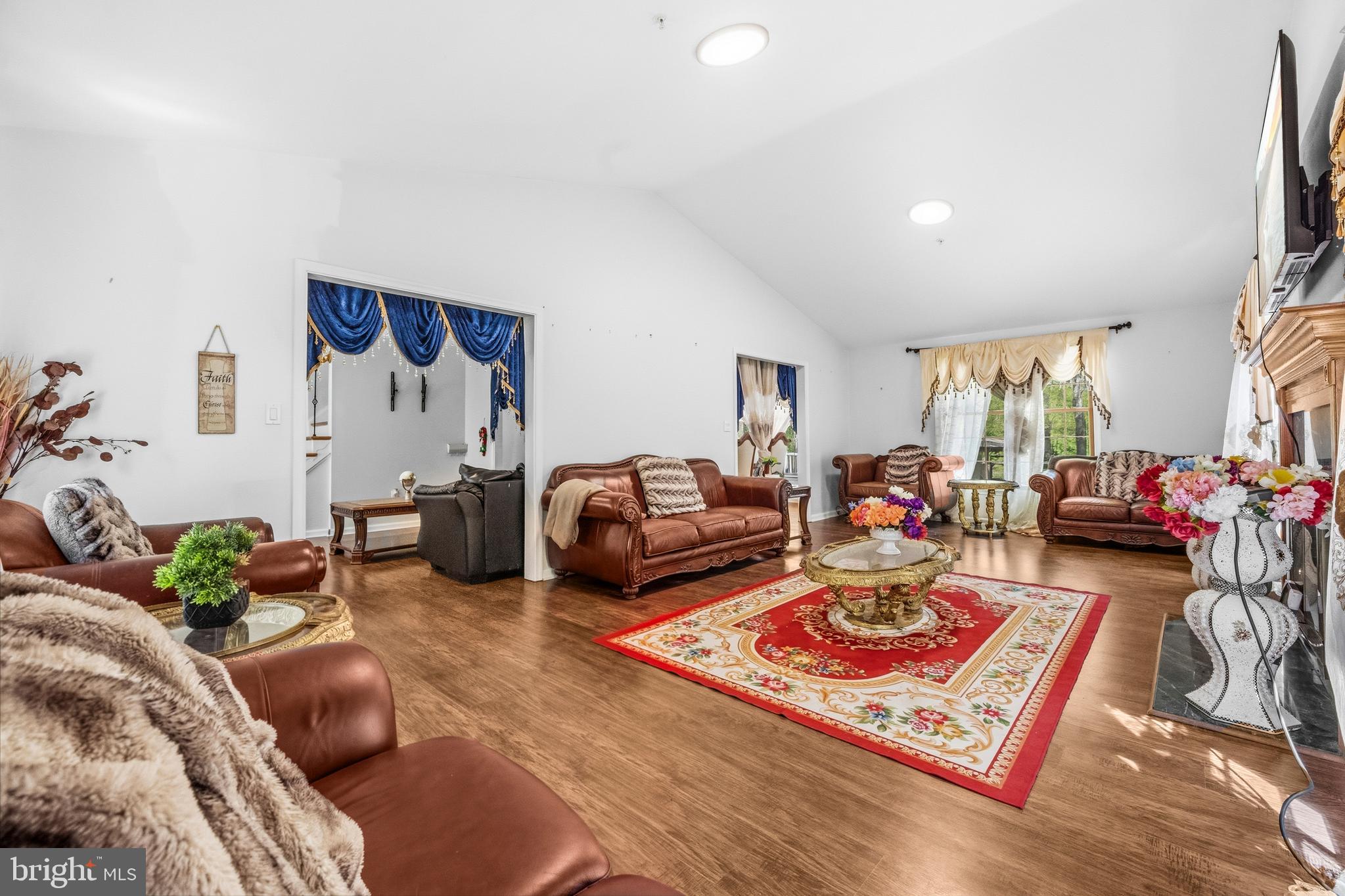 1801 SPRINGVALE COURT