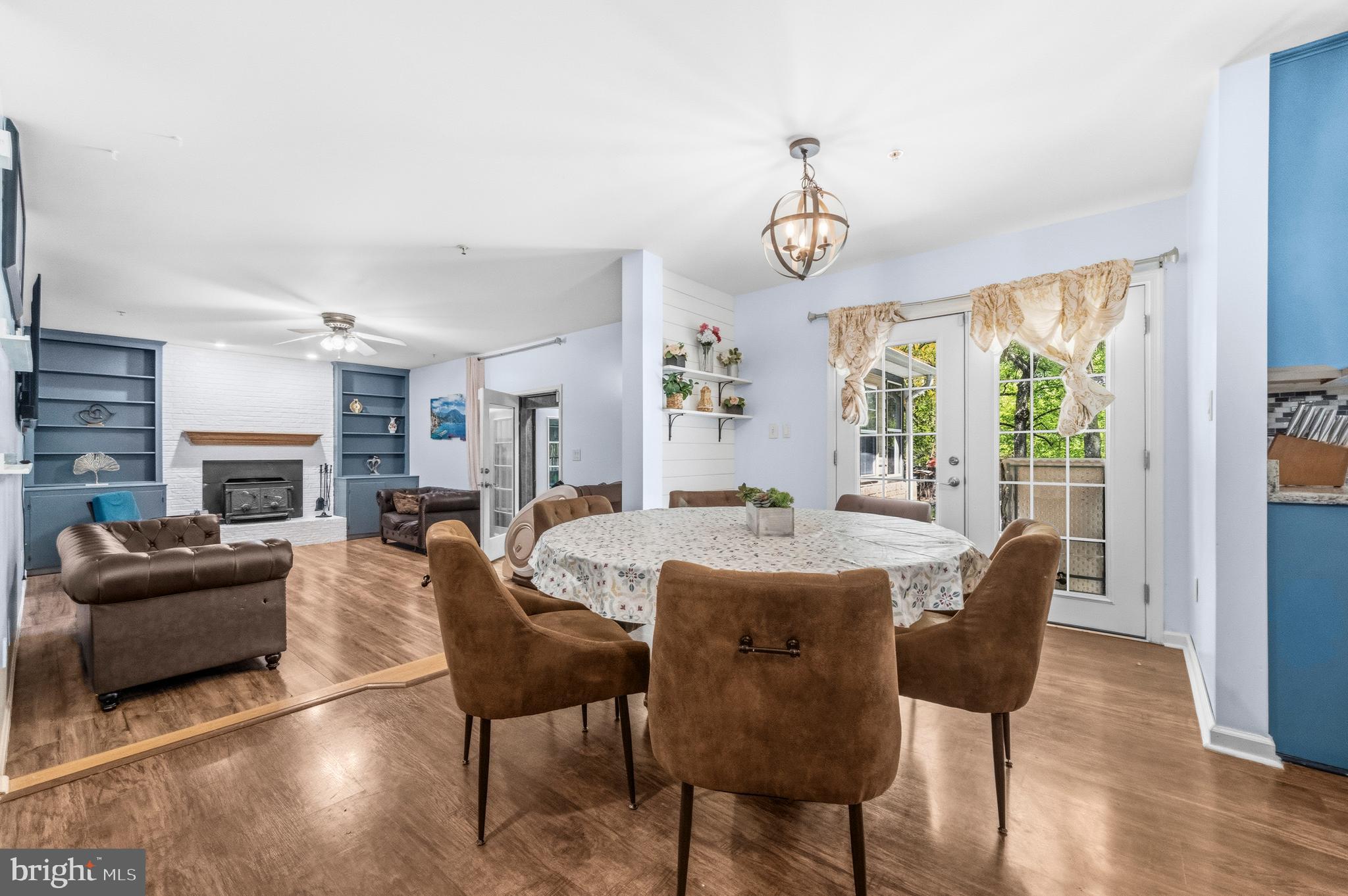 1801 SPRINGVALE COURT