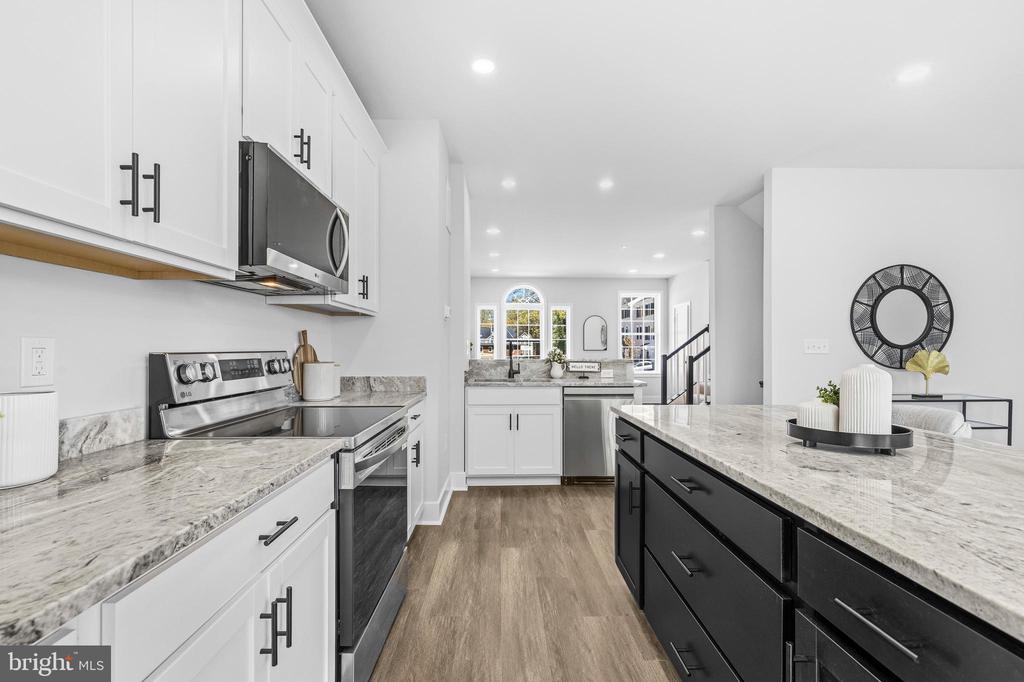 4927 DEVITT PLACE