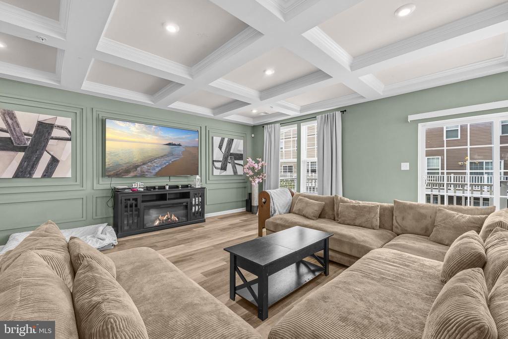 10533 JIM LOVELL LANE