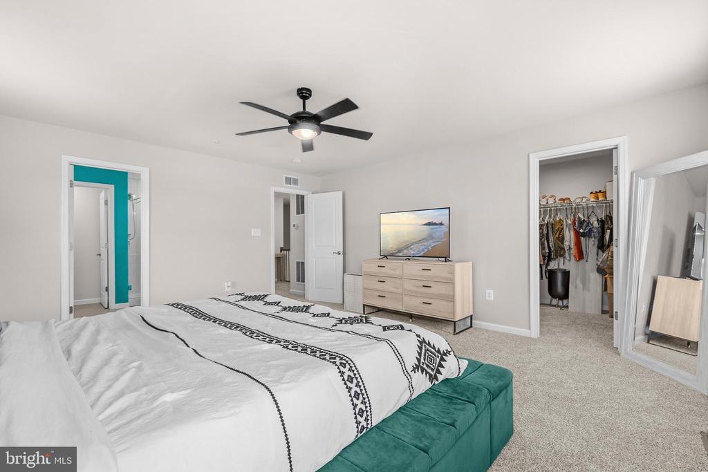 10533 JIM LOVELL LANE