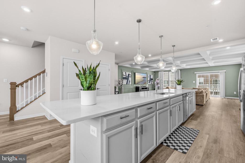 10533 JIM LOVELL LANE