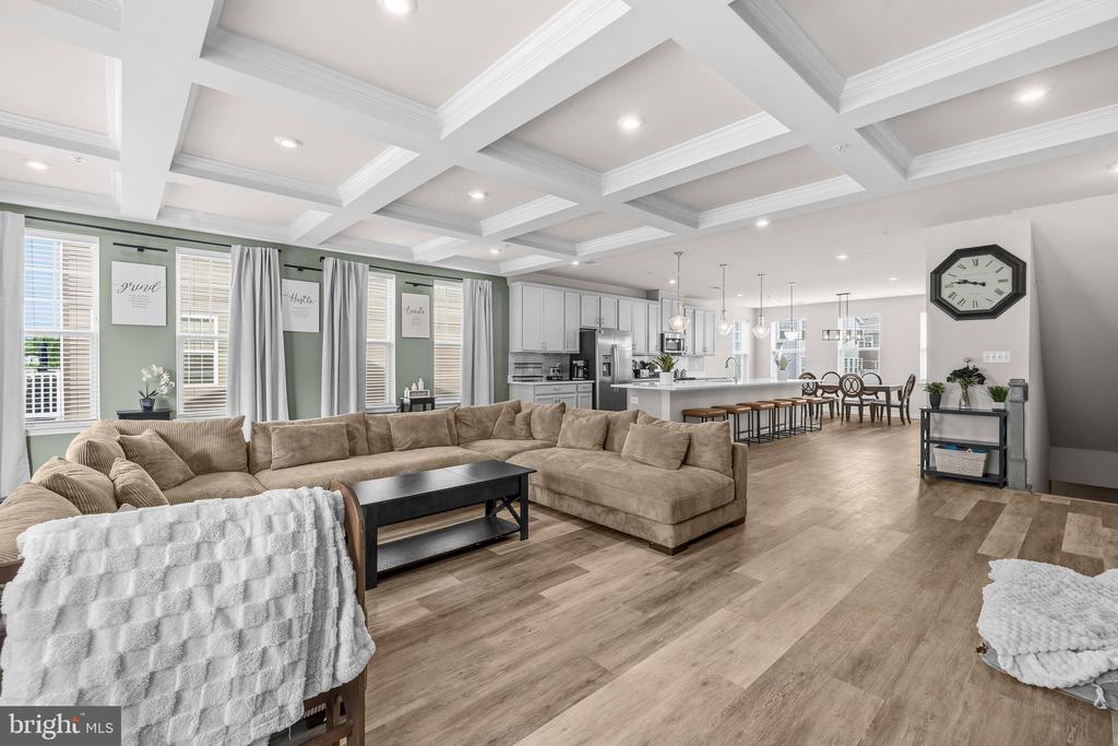 10533 JIM LOVELL LANE