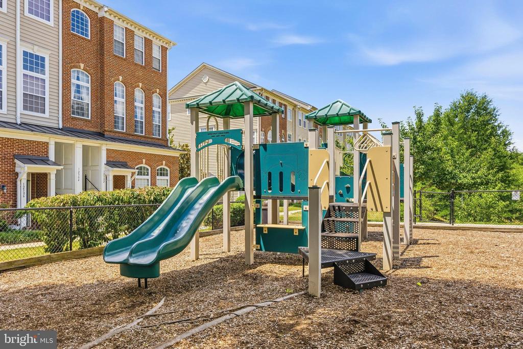 12352 OPEN VIEW LANE 1214