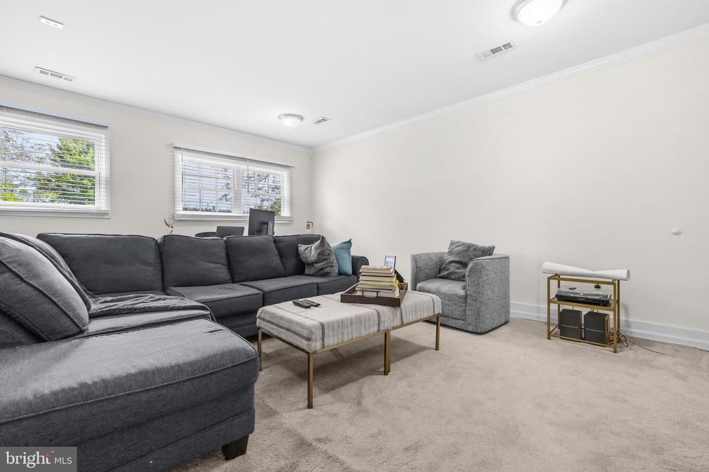 3120 TRINITY DRIVE