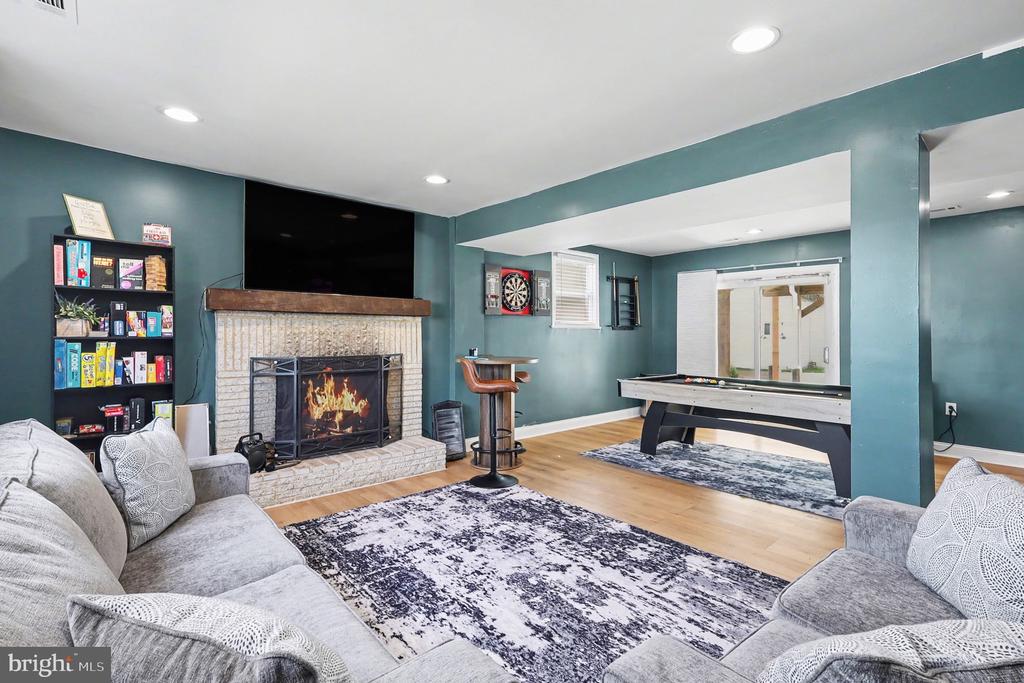 7009 DOWER HOUSE ROAD