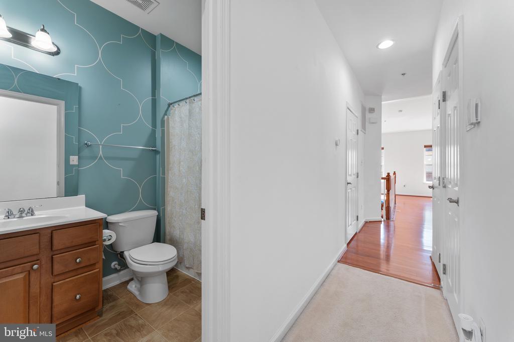 5656 VIRGINIA LANE Unit: 70