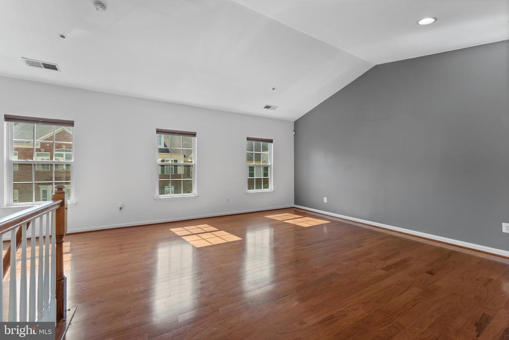 5656 VIRGINIA LANE Unit: 70